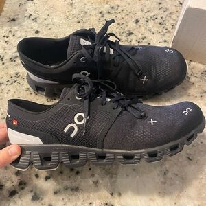 ON Women’s Cloud X3 Black Size 9.5